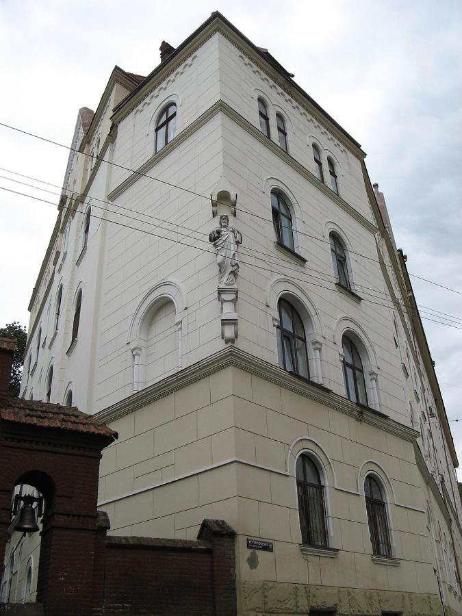 Apartmán Вірменська 14 Центр З Балконом Не Далеко Від Ж Д Вокзалу Звітні Документи Lvov Exteriér fotografie